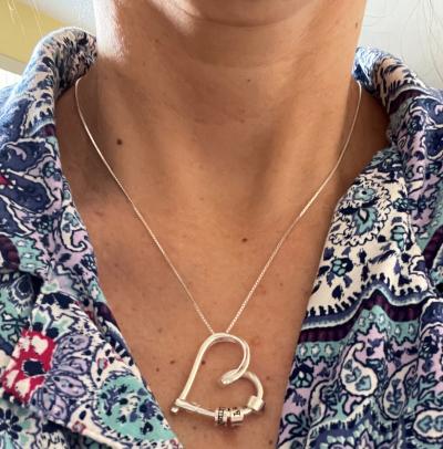 Ties of the Heart Name Necklace [Silver]