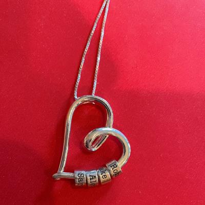 Ties of the Heart Name Necklace [Silver]