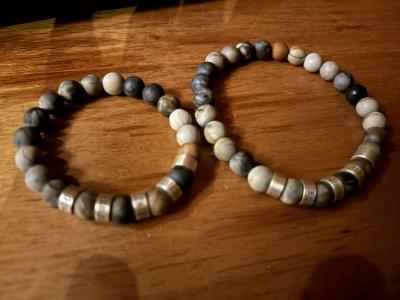 Herrenarmband aus Picasso Jaspis mit Gravur