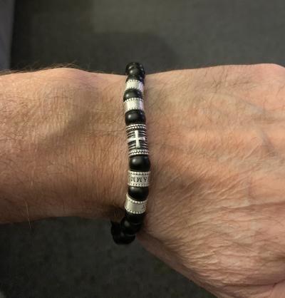 Bracelet Croix en Onyx Noir avec Prénoms pour Homme 