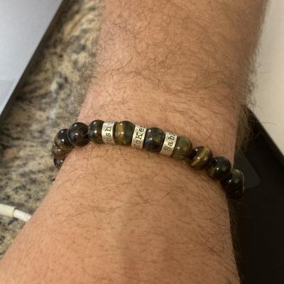 Kompass Herrenarmband aus grünem Tigerauge mit Gravur