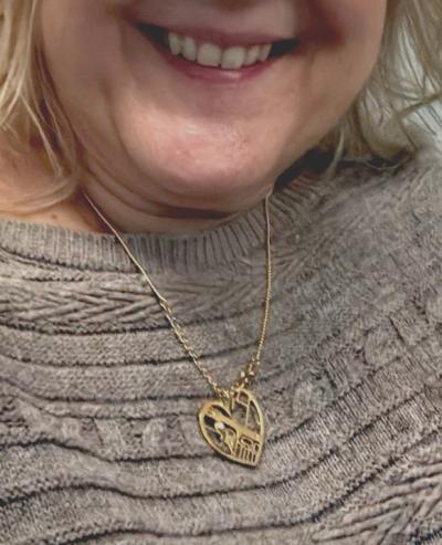 Beliebter Ort Kette mit Kartenanhänger [750er Gold Vermeil]
